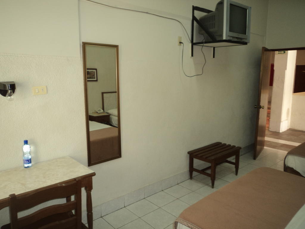Hotel Kuraica Ciudad Obregón Zimmer foto